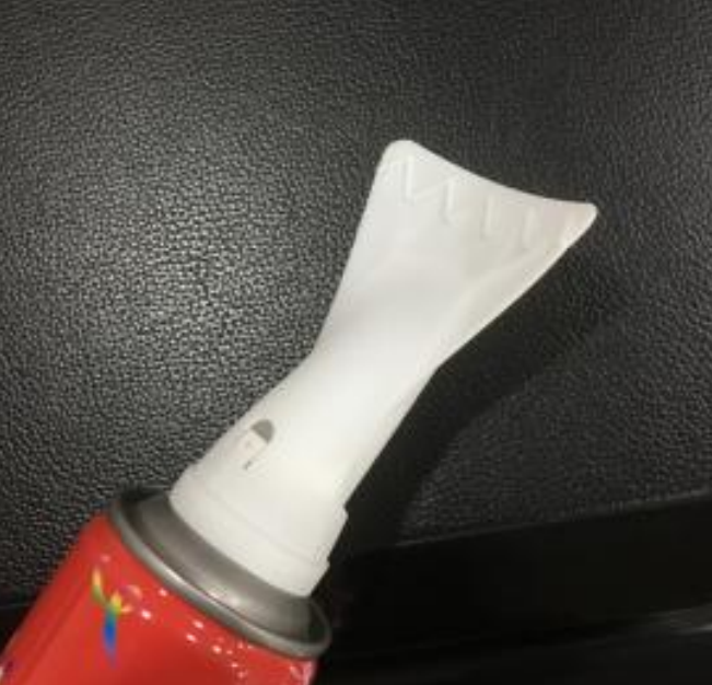 Frosty Mornings Are No Match for Yingbo Aerosol Valve's De-Ice Sprayer and Scraper